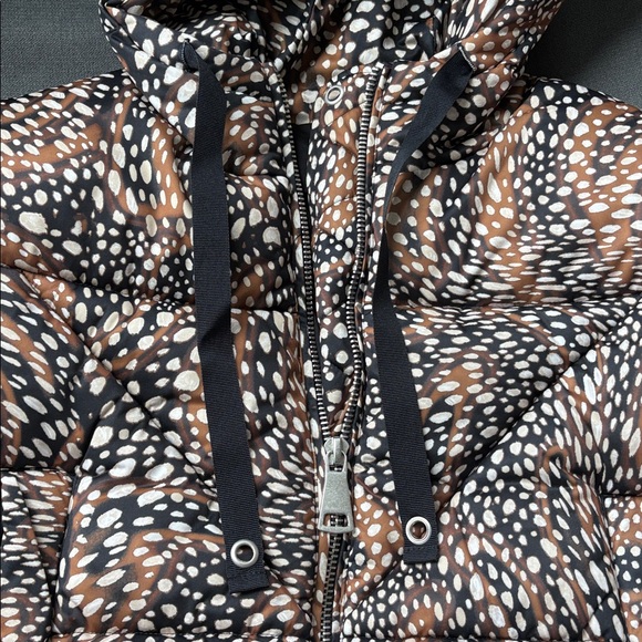 Avec Les Filles printed crop puffer jacket - Picture 9 of 11